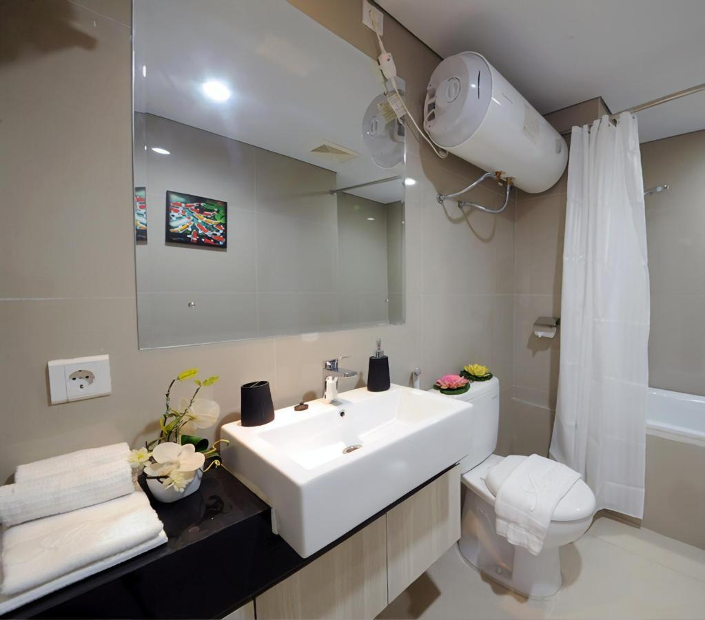 Azalea Suites Cikarang By Jayakarta Group 베카시 외부 사진