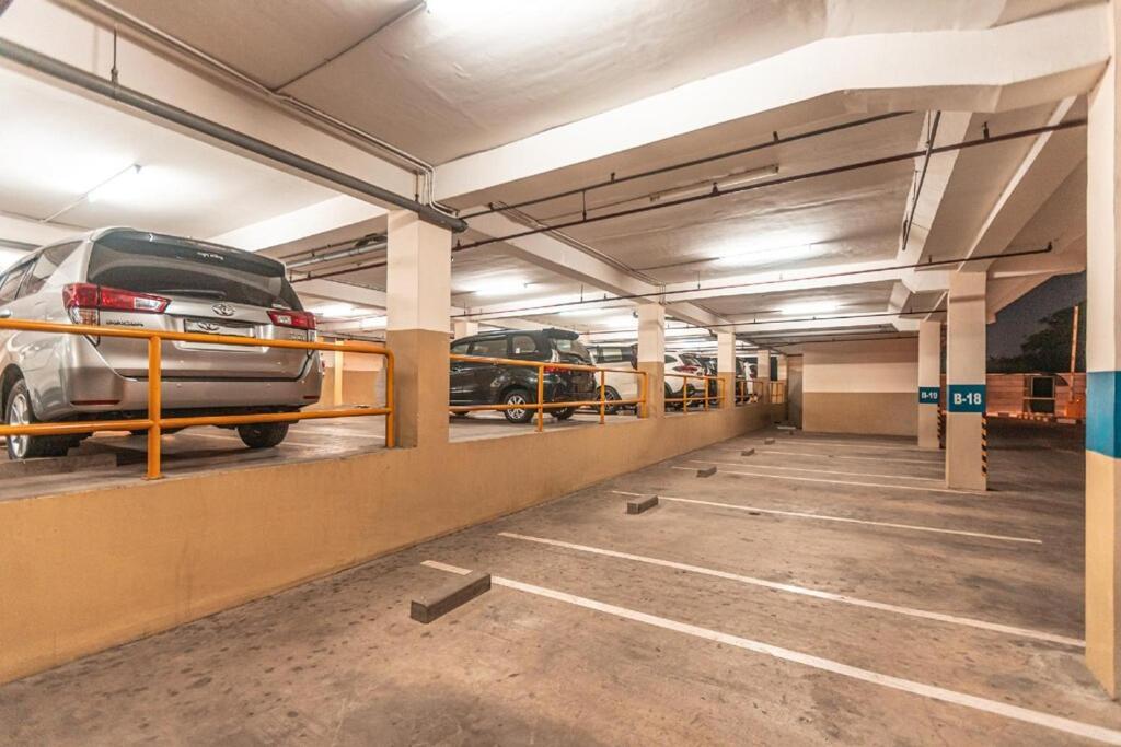 Azalea Suites Cikarang By Jayakarta Group 외부 사진